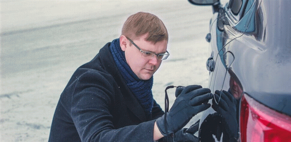 Евгений Рогинов, специалист по автотранспорту.